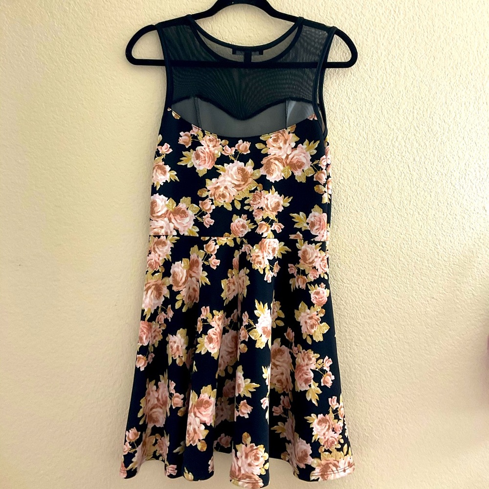 Formal Roses Dress - Picture 2 of 2